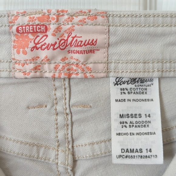 Signature by Levi Strauss Y2K Vintage Classic Mid Rise Jean Shorts Beige 14 - Picture 4 of 13